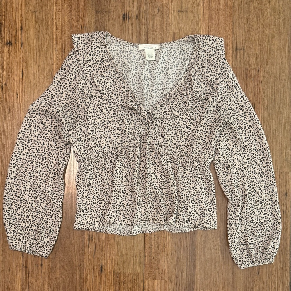 URBAN Romantics Black and White Ruffled Long Sleeve Blouse